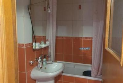 Apartament cu 3 camere semidecomandat, mobilat în Orizont - 12