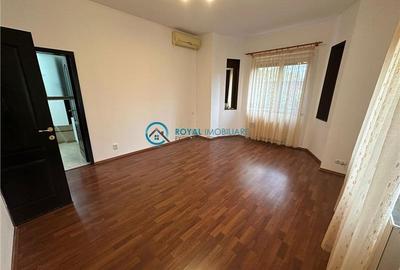 Casă individuală cu 6 camere cu Canalizare în Democrației - 9