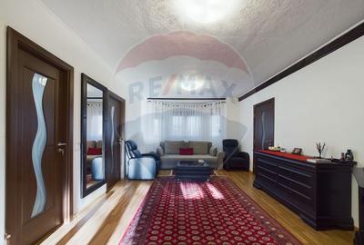 Vila cu 5 camere de vanzare Darza- Crevedia - 2