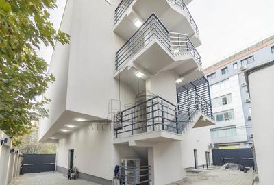 Casă individuală cu 17 camere cu Canalizare în P-ța Alba Iulia - 3