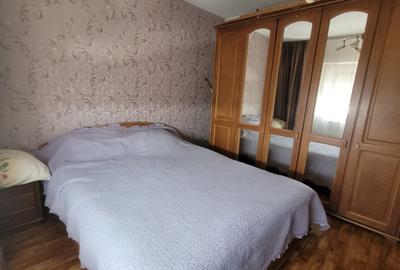Inel II - Dezrobirii - 3 camere decomandate - 2 bai - centrala gaze- 500 euro - 15