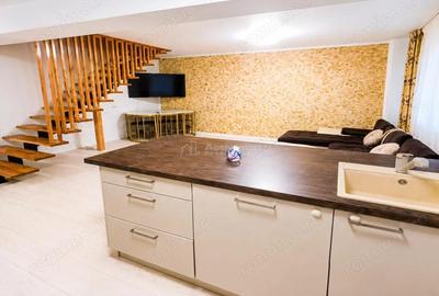Apartament cu 4 camere decomandat în Central - 1
