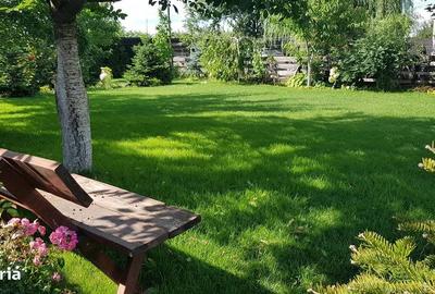 Casă cu 4 camere în Vărăști - 1