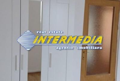 Apartament cu 3 camere semidecomandat, mobilat în Cetate - 3