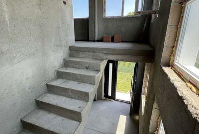 Casă cu 6 camere cu Teren 700 Mp în Breaza - 6