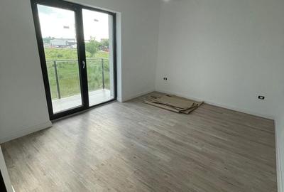 Casă cu 4 camere cu Teren 330 Mp în Central - 8