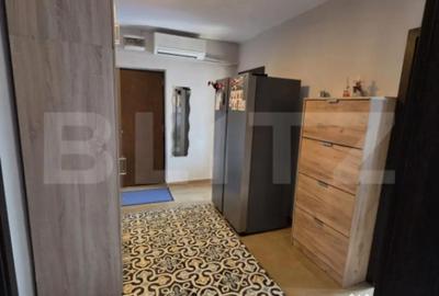 Apartament cu 3 camere decomandat în 1 Mai