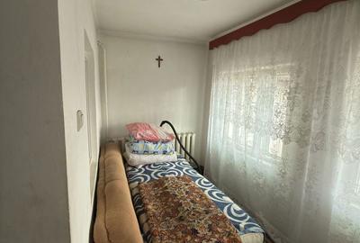 Casă cu 4 camere în Corșoru - 4