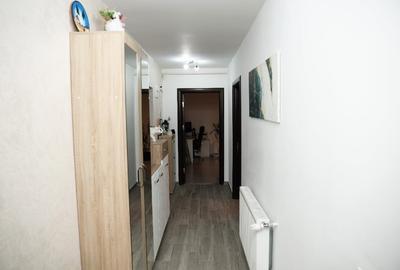 Apartament Modern cu 2 Camere, Luminos și Eficient Compartimentat - 1