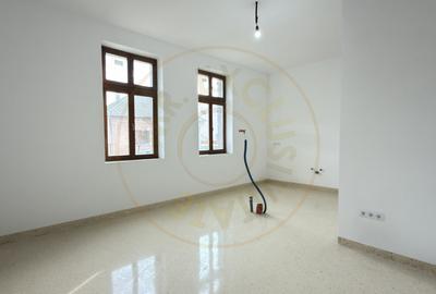 Cladire de inchiriat – ideala pentru clinica medicala sau alte afaceri - Carei - 3