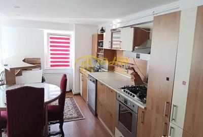 Apartament cu 3 camere decomandat în Păcurari - 14