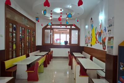 Casă cu 7 camere cu Teren 300 Mp în Tineretului - 11