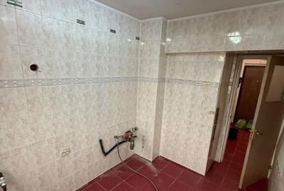 Colentina, chiar la Metrou Obor, apartament 2 camere