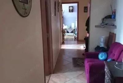 Apartament cu 3 camere decomandat, mobilat în Răcădău - 3