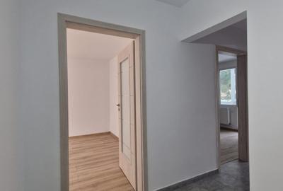 Brancoveanu - Apartament 3 camere - 2 gr sanitare - et 1 -  renovat - decomandat - 3