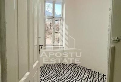 Apartament deosebit in cladire istorica, zona Piata Romanilor - 11