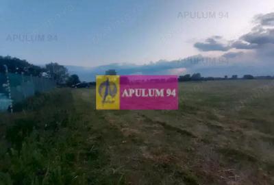 Teren de 3820 mp, în 1 Decembrie - 13