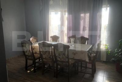 Casă cu 4 camere cu Teren 9 Mp în Păulești - 1