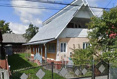 Casă cu 3 camere cu Teren 20000 Mp în Groși - 5