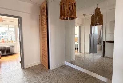 Apartament cu 4 camere semidecomandat, mobilat în P-ța Romană - 17