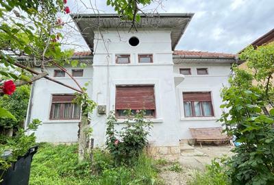 Proprietar vand casa  in  zona centrala a  orasului - 3