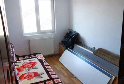 Apartament cu 3 camere semidecomandat în Central - 4