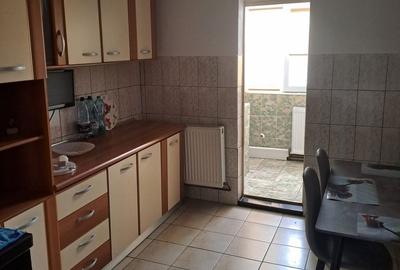 Apartament cu 3 camere decomandat în Nord - 3