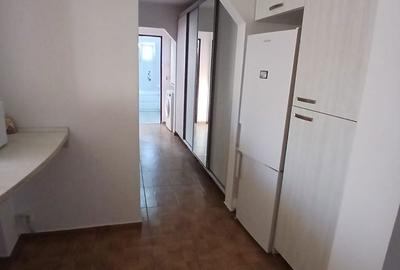 Apartament cu 3 camere decomandat în Valea Rosie - 6