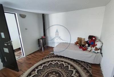 Casă cu 2 camere cu Teren 1200 Mp în Central - 6