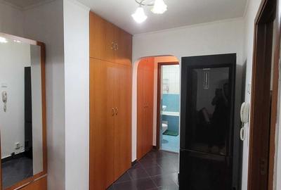 Apartament cu 2 camere decomandat în Rahova - 3