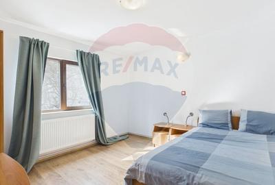 Casă cu 7 camere cu Teren 354 Mp în Cumpătu - 24