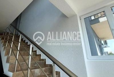 Casă cu Teren 700 Mp în Central - 1