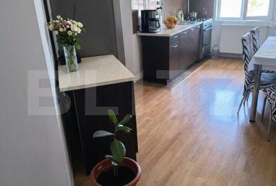 Apartament cu 3 camere în Central - 1
