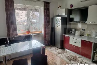 Casă cu 8 camere cu Teren 488 Mp în Marginea - 1