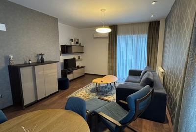 Apartament cu 2 camere decomandat, mobilat în Central