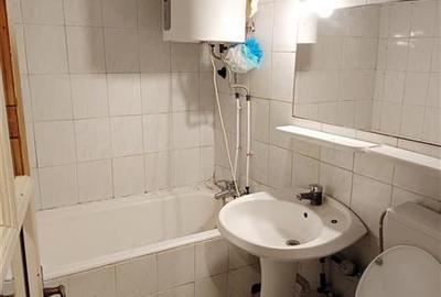 Apartament cu 3 camere semidecomandat în Central - 5