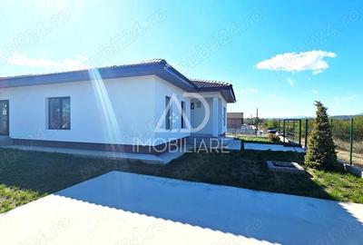 Casă cu 4 camere în Narciselor - 3