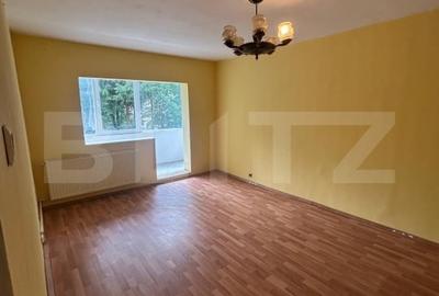 Apartament de vanzare, cu 4 camere, 82 mp, zona Calea Bucuresti