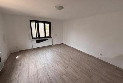 Casă cu Teren 800 Mp în Gilău - 3