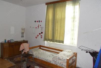 Casă cu 4 camere cu Teren 1800 Mp în Pișchia - 8