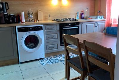 Apartament cu 3 camere decomandat în Grădiște - 1