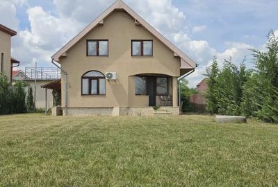 Casă cu 4 camere în Sânmartin - 20