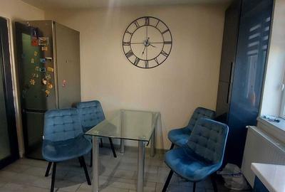 Apartament cu 4 camere decomandat în Exterior Vest - 1