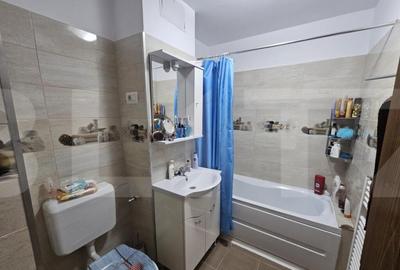 Apartament de vanzare, cu 4 camere, 77 mp, zona Soarelui - 16