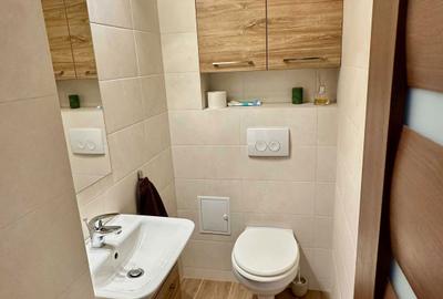 Apartament cu 3 camere decomandat în Tudor