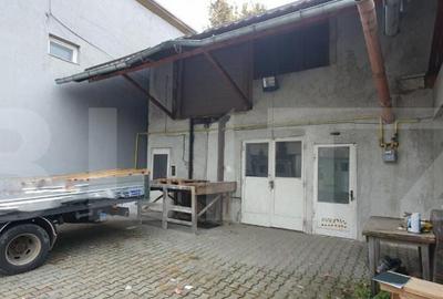 Spatiu comercial pe 2 nivele,spatii depozitare + parcari, in - 2