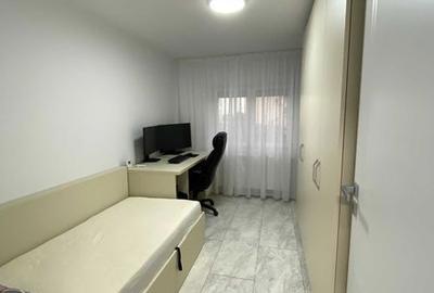 Apartament cu 3 camere decomandat în Central - 7