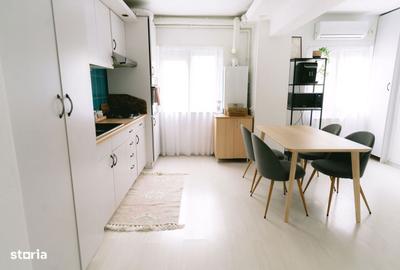 Apartament cu 3 camere decomandat în 9 Mai - 10
