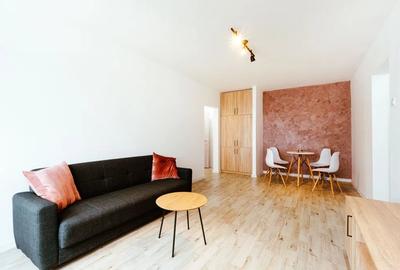 Apt 2 camere semidecomandat - 95.000 eur - 54mp - zona Ozana, Titan