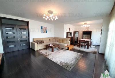 Apartament cu 3 camere decomandat în Sat Vacanță - 1